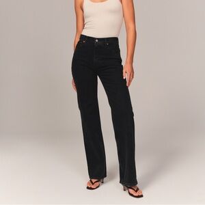 Abercrombie & Fitch High Rise 90s Relaxed Jean 27